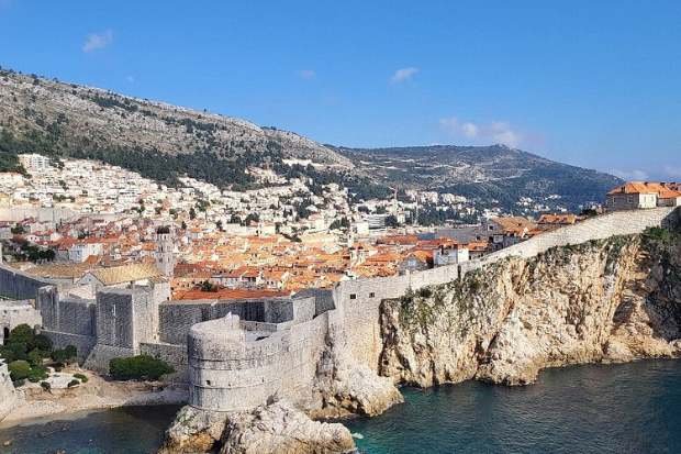 Daya Tarik Walls of Dubrovnik sebagai Benteng Kuno
