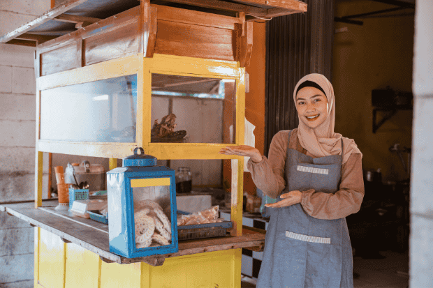 Berawal-dari-Warung-Kecil-Kini-Sukses-Buka-Cabang-di-Empat-Kota