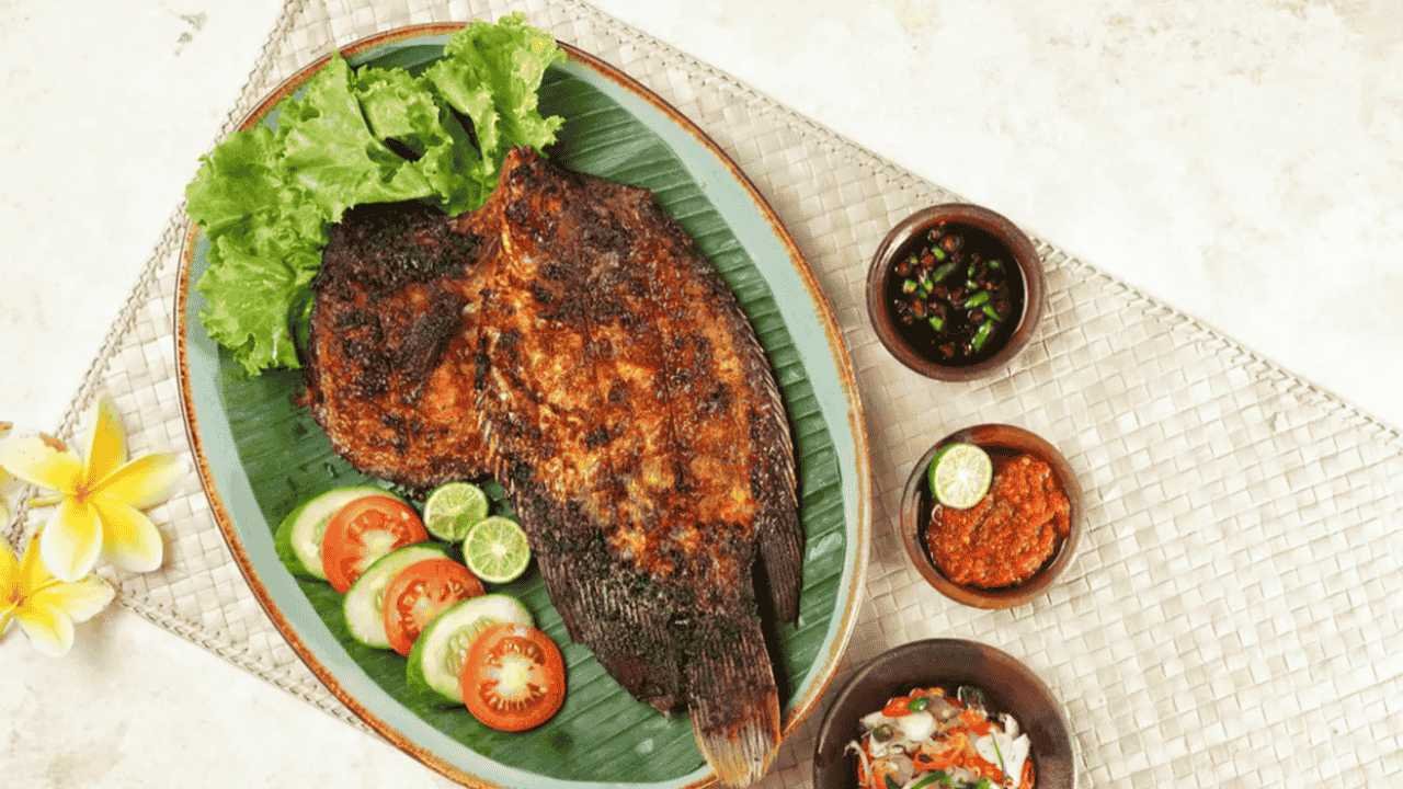 Ikan Bakar Jimbaran Bali Sensasi Laut dan Bara yang Tak Tergantikan