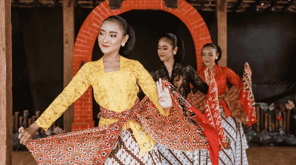 Komunitas Tari Tradisional yang Kaya Akan Warisan Budaya