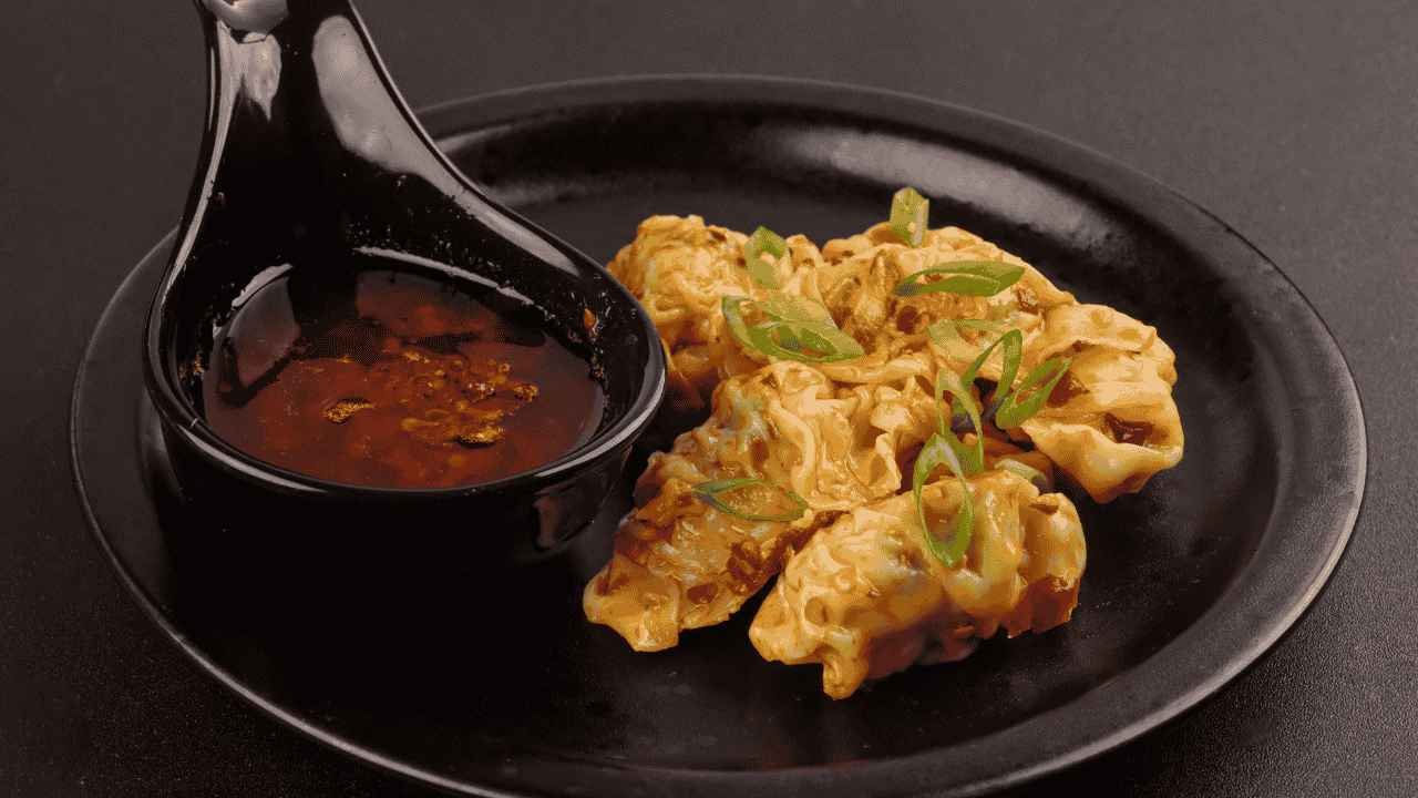 Wonton Chili Oil Perpaduan Gurih dan Pedas yang Menggugah Selera