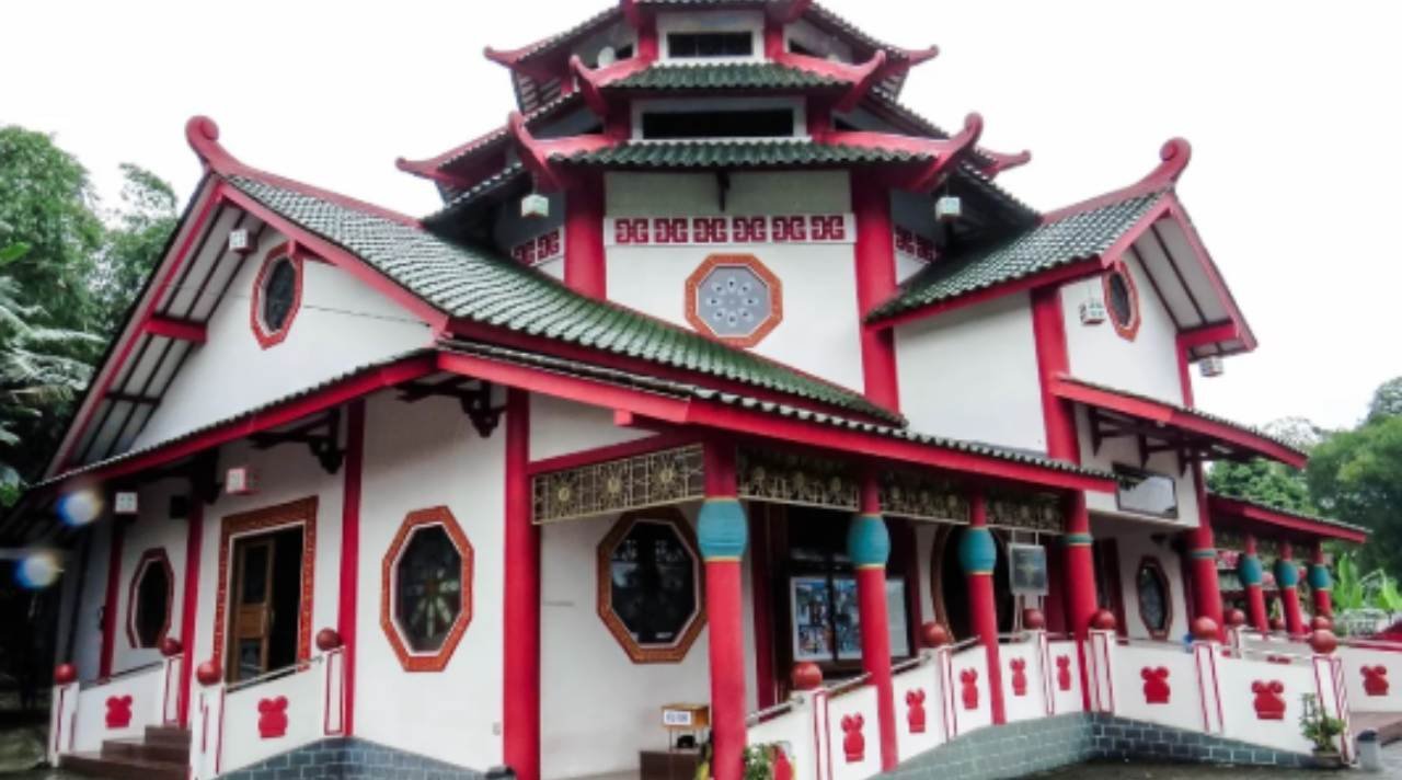 Masjid Ceng Ho Purbalingga dengan Nuansa Tionghoa