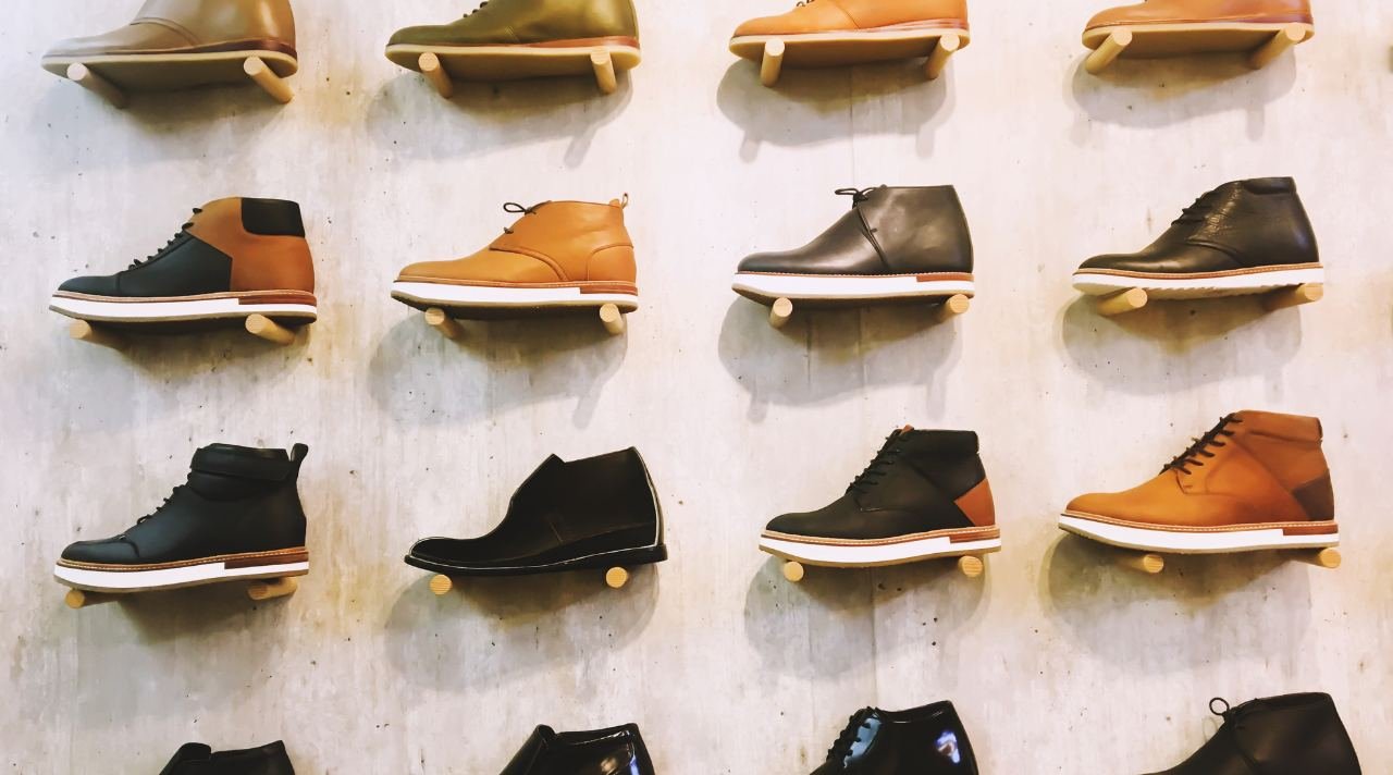 Menemukan Toko Sepatu yang Jadi Favorit Banyak Orang