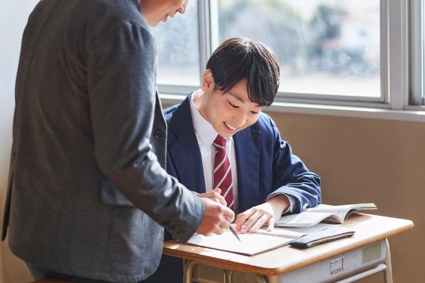 Dedikasi Guru Indonesia Membangun Masa Depan