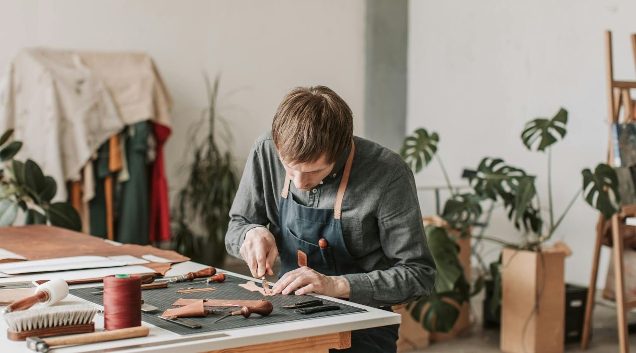 Mengubah Hobi Menjadi Karya yang Menginspirasi