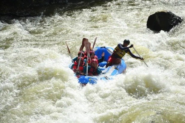 Sungai Serayu yang Jadi Favorit Pecinta Rafting