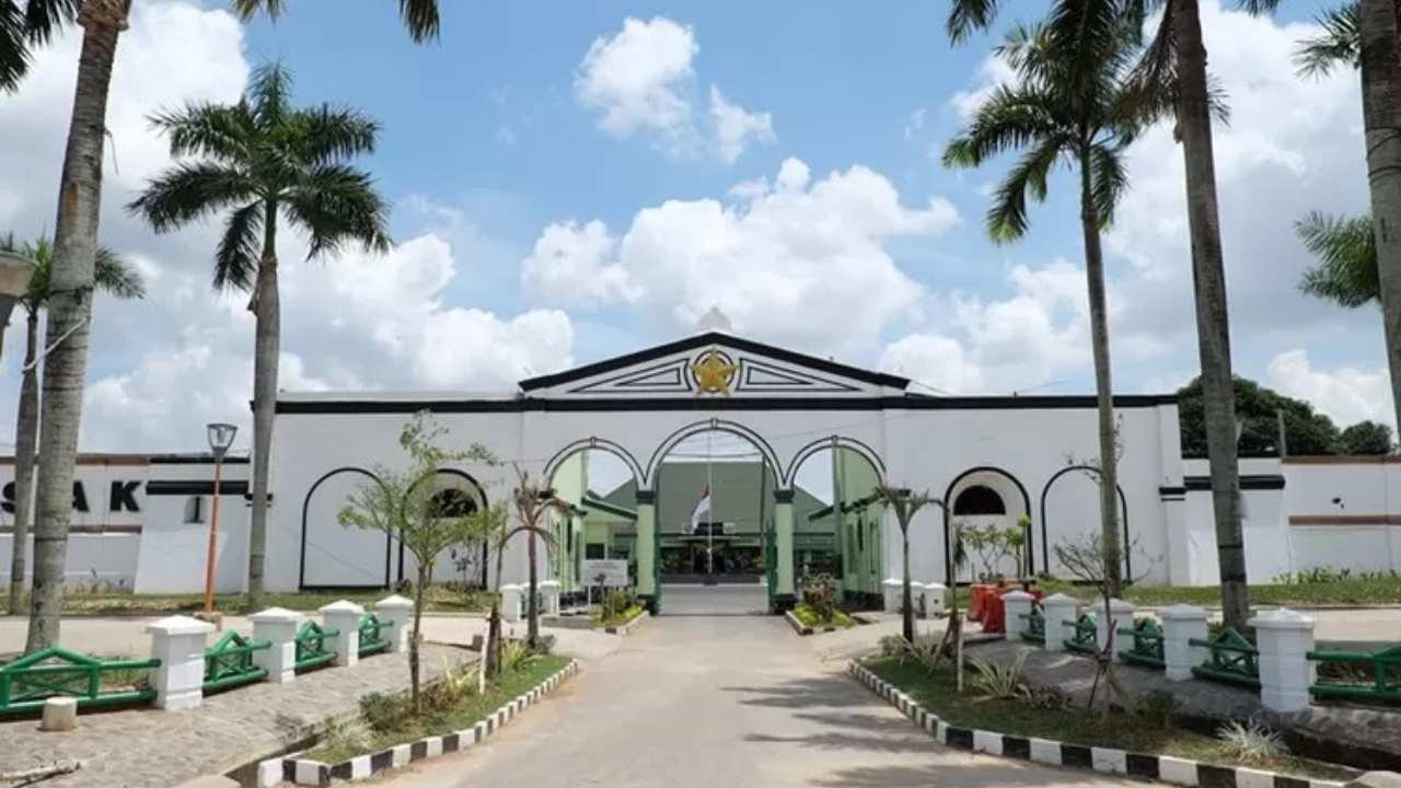 Benteng Kuto Besak Palembang, Ikon Wisata di Sungai Musi