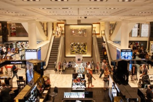 Fasilitas Lengkap dan Hiburan Keluarga