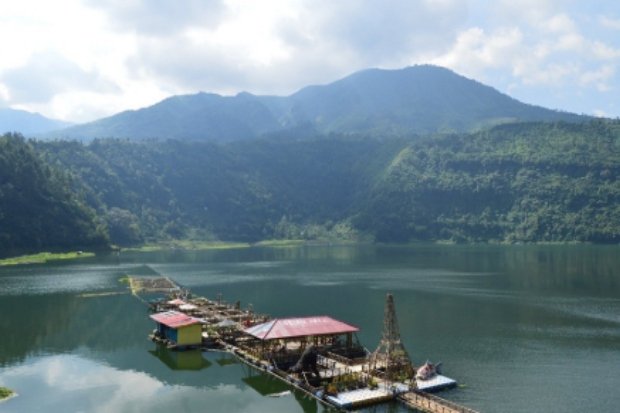 Keindahan Wisata Telaga Menjer yang Bikin Santai Maksimal