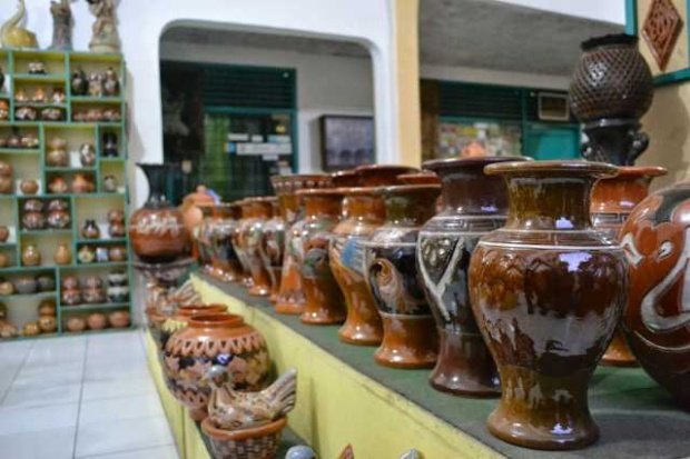 Mengenal Desa Keramik Klampok Lebih Dekat