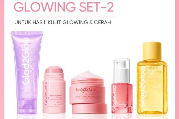 Glowing Skincare Set
