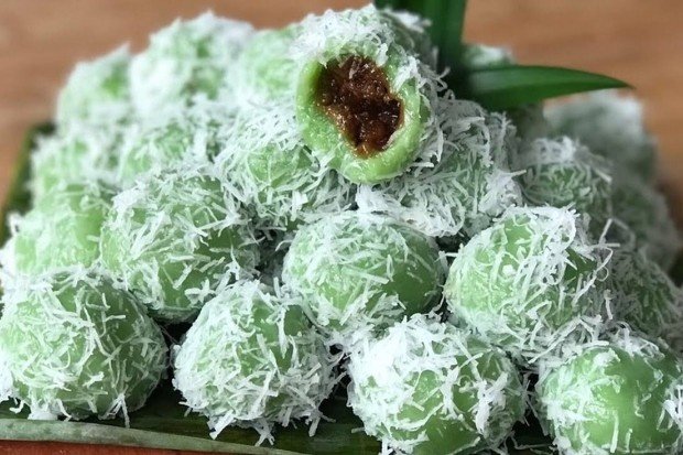Sensasi Gula Merah Meleleh jadi Daya Tarik Utama Klepon
