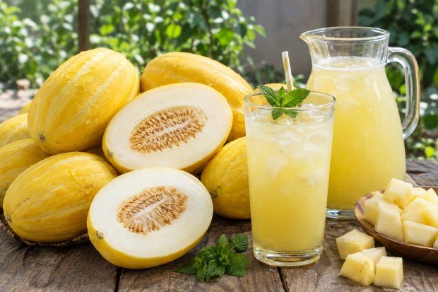 Mengandung Air dan Berbagai Nutrisi